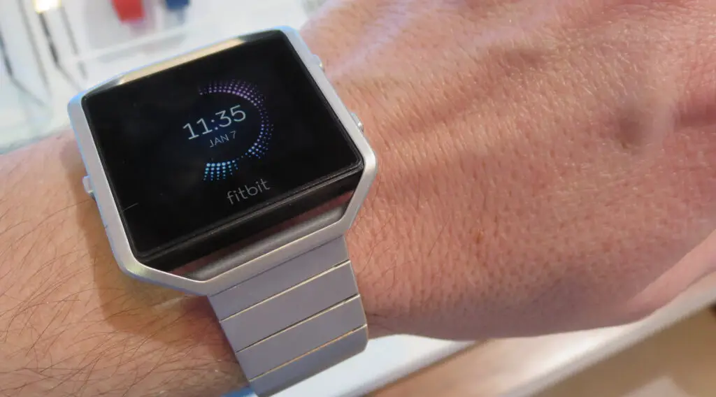 How to Set Clock on Fitbit Blaze